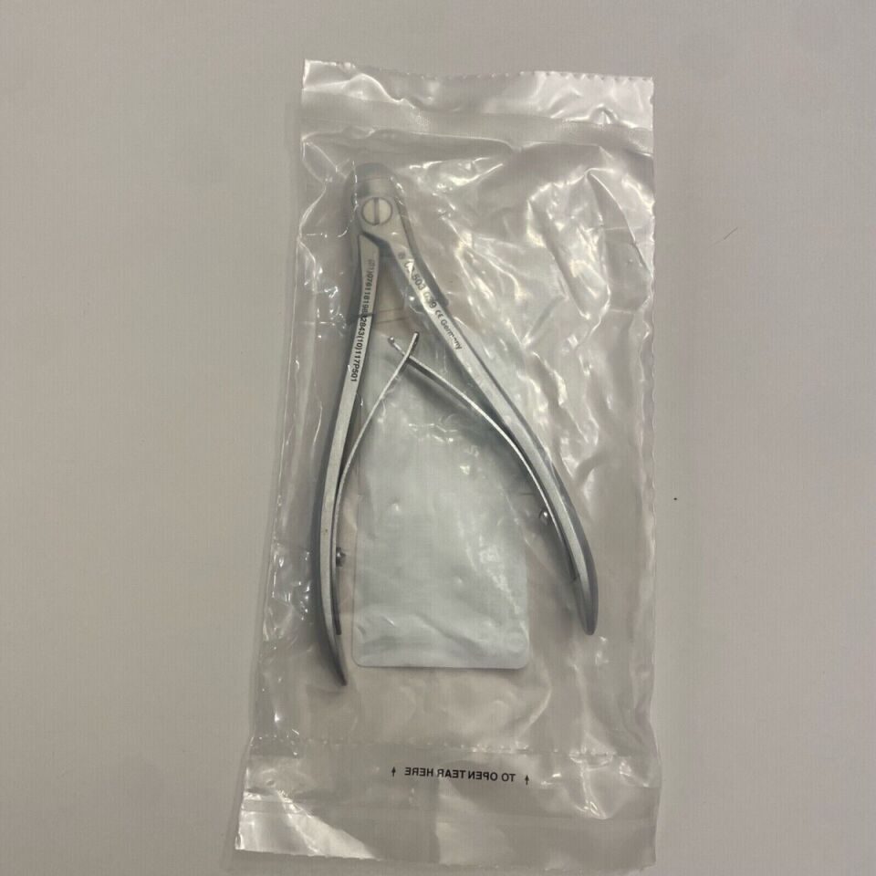 SYNTHES 03.503.039 Cutter For Midface Plates — photo 3