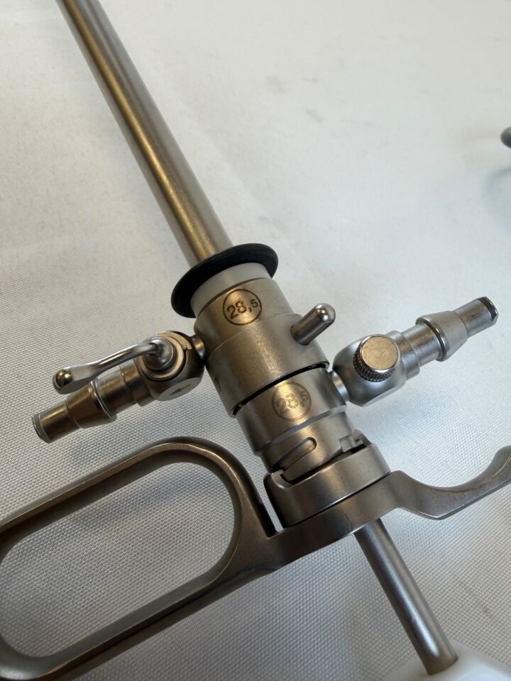 KARL STORZ 28.5Fr Monopolar Resection Set Arthroscopy Shaver System — photo 11