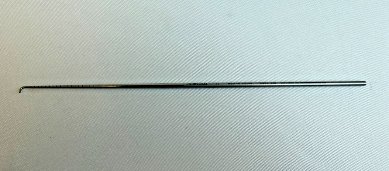 DYONICS 3856 Arthroscopy Probe 3mm x 90deg Tip Calibrated Hook Probe