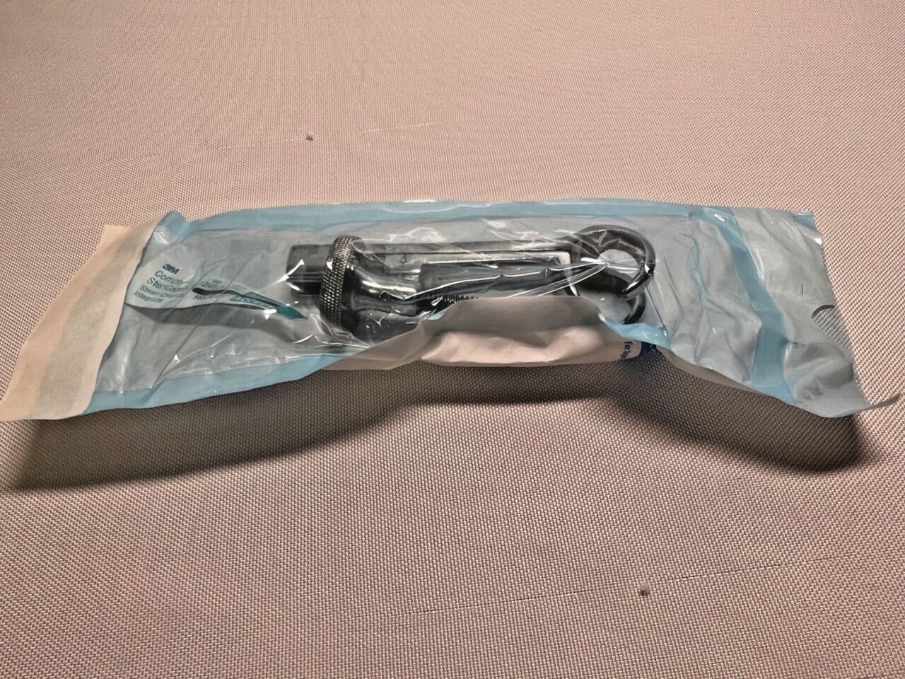 SKLAR XS/M Lowman Adjustable Bone Clamp 1 x 2 Prong Jaw — photo 5