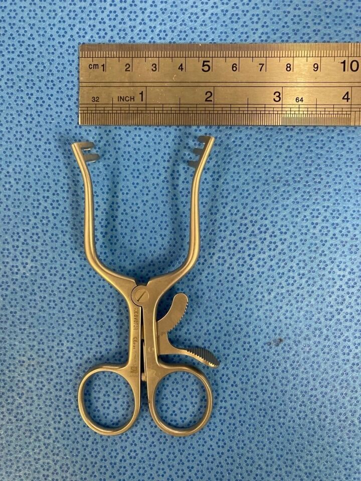 AESCULAP BV070R Weitlaner Retractor 2X3 Sharp Prongs 110mm — photo 8