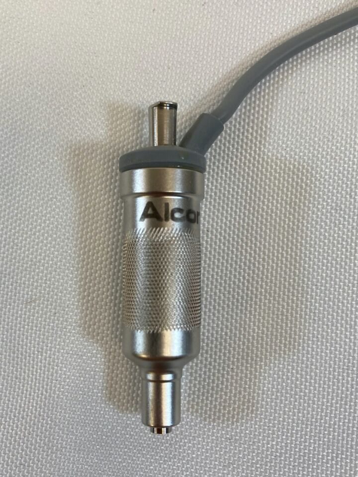 ALCON 4099A-004 Phaco Handpiece w/ FHM Adapter — photo 2