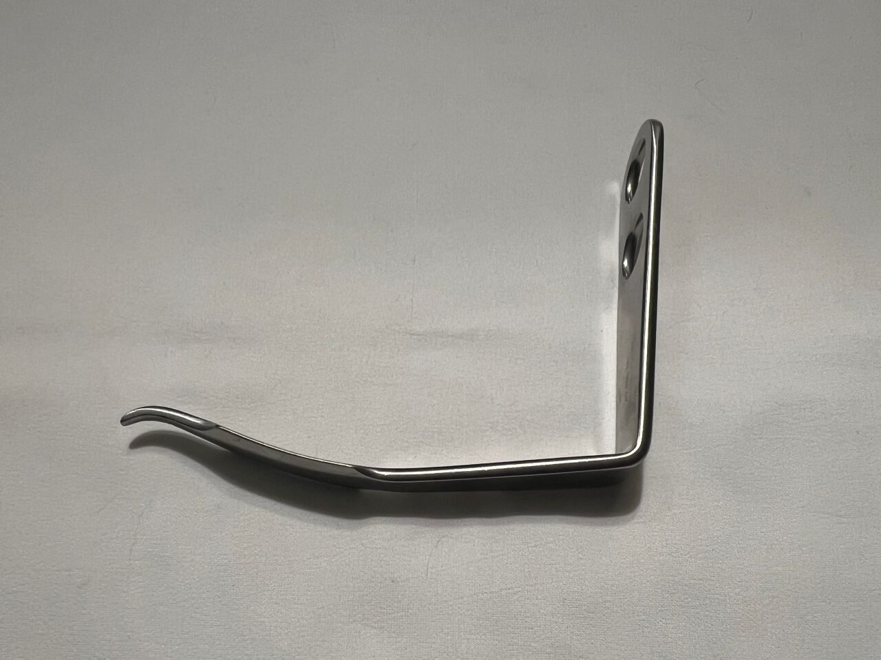SYNTHES 399.21 Hohmann Retractor Straight 18mm Short Narrow Tip — photo 1