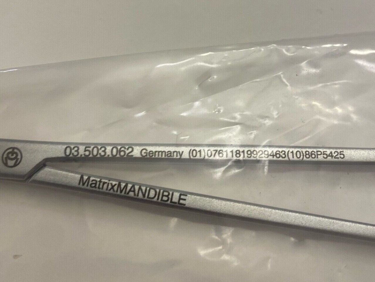 SYNTHES 03.503.062 MatrixMANDIBLE Introducing Forceps — photo 3
