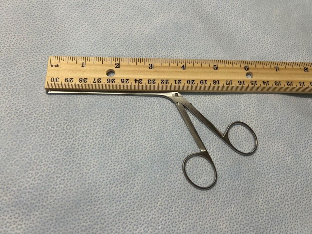 STORZ 227251 Cupped Ear Forceps Curved Right 45deg X 10cm — photo 6