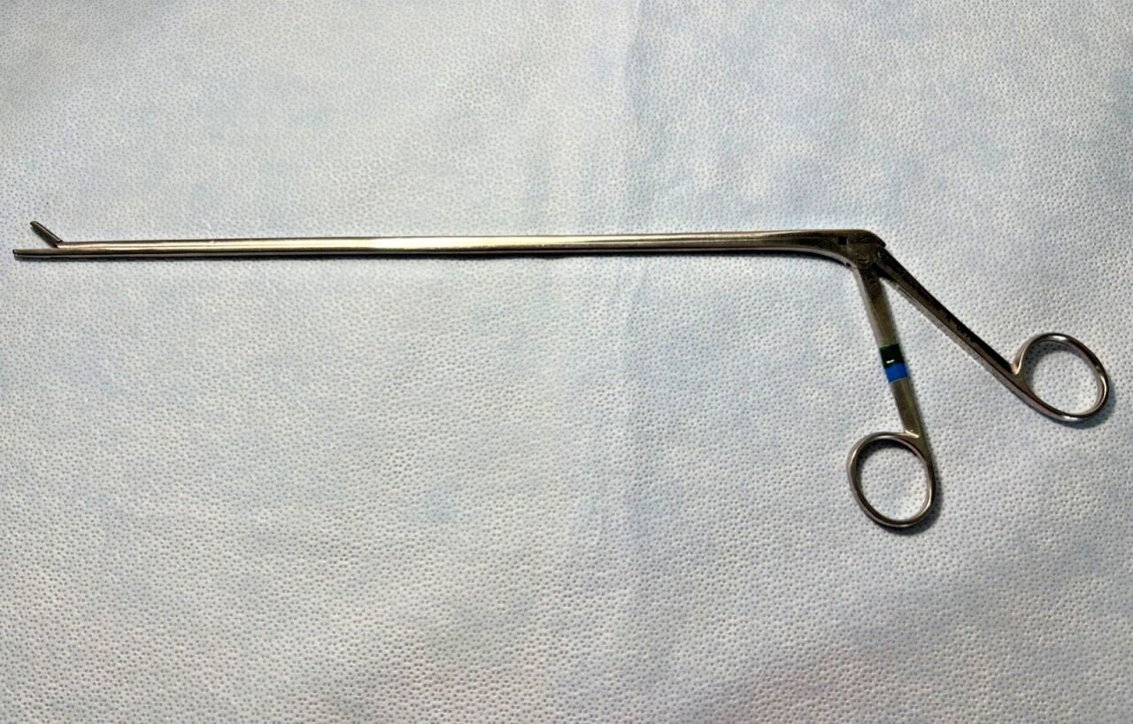 V. MUELLER K-0270 IVD Rongeur 3mm X 10mm Up Angled