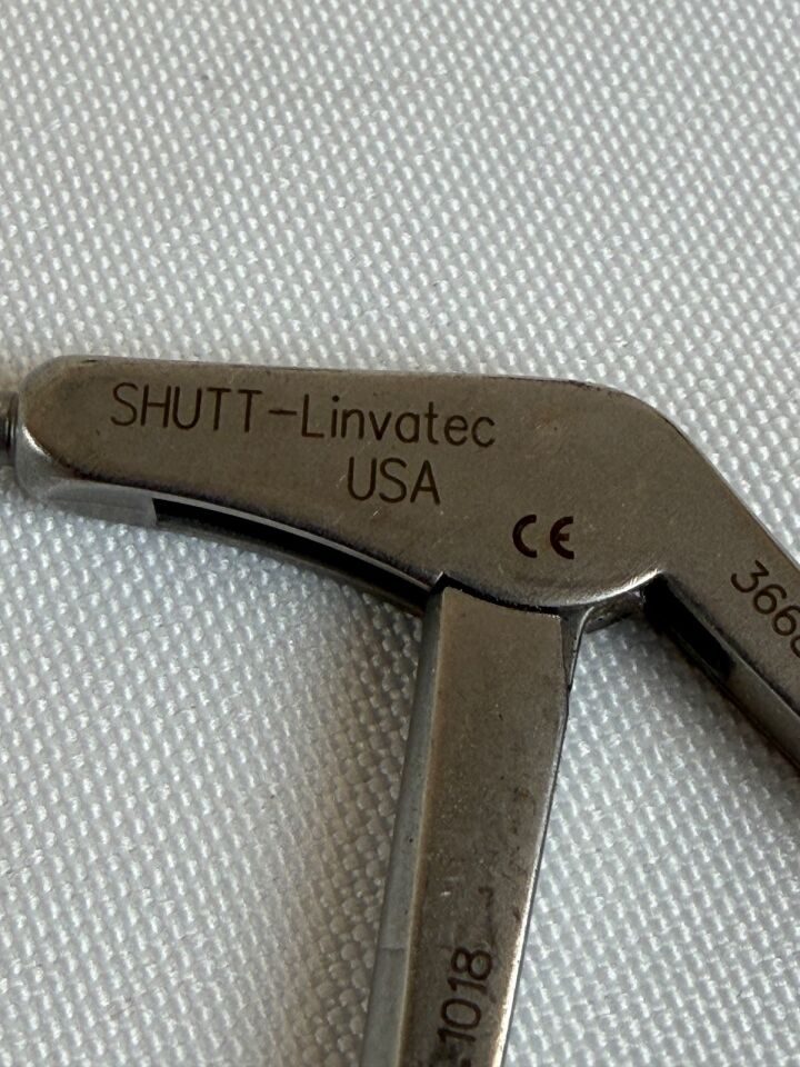 LINVATEC 3.4mm Shaft Suture Retrieval Forcep Arthroscope — photo 3