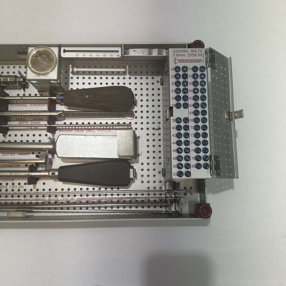 SYNTHES  URTN Insertion and Locking Set — photo 3