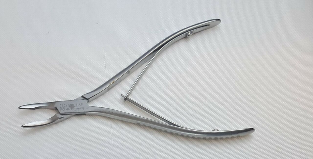 AESCULAP FO409R Holding Forceps 5-3/4"
