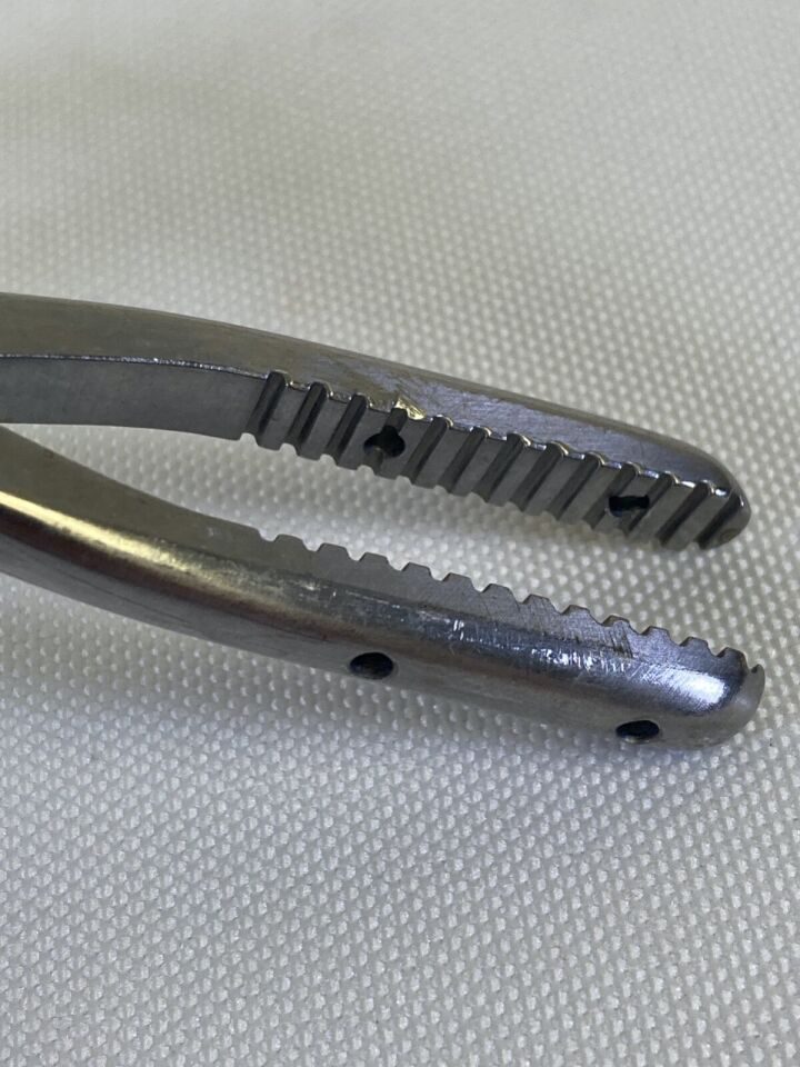 ARTHREX AR-1233 Angled Drill Guide Clamp Orthopedics Trauma — photo 4