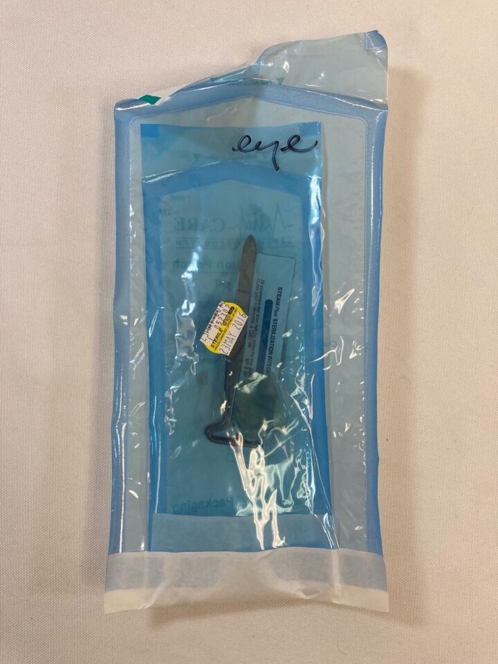 ALCON/GRIESHABER 1-626 Berke Ptosis Clamp 27mm Longitudinal Serrations — photo 10