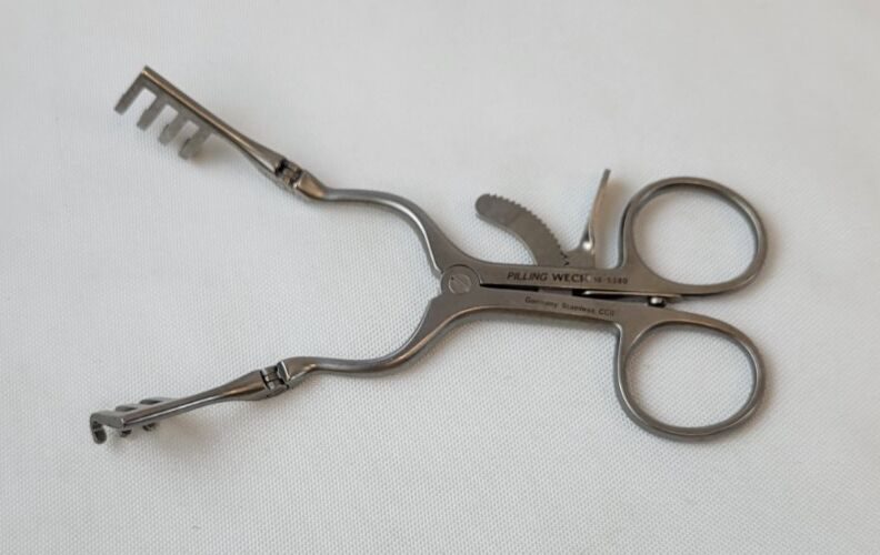 PILLING 16-5380 Beckman-Weitlaner Retractor, Blunt, 4 X 3 Prong, Hinged, 6" — photo 4