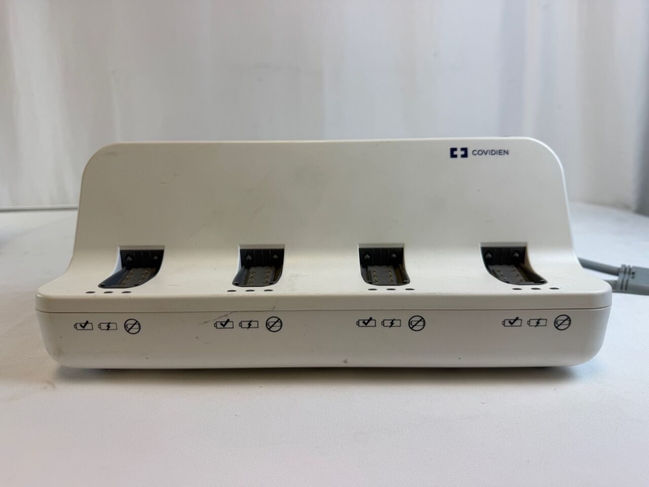 COVIDIEN CBC SCG Battery Charger — photo 5