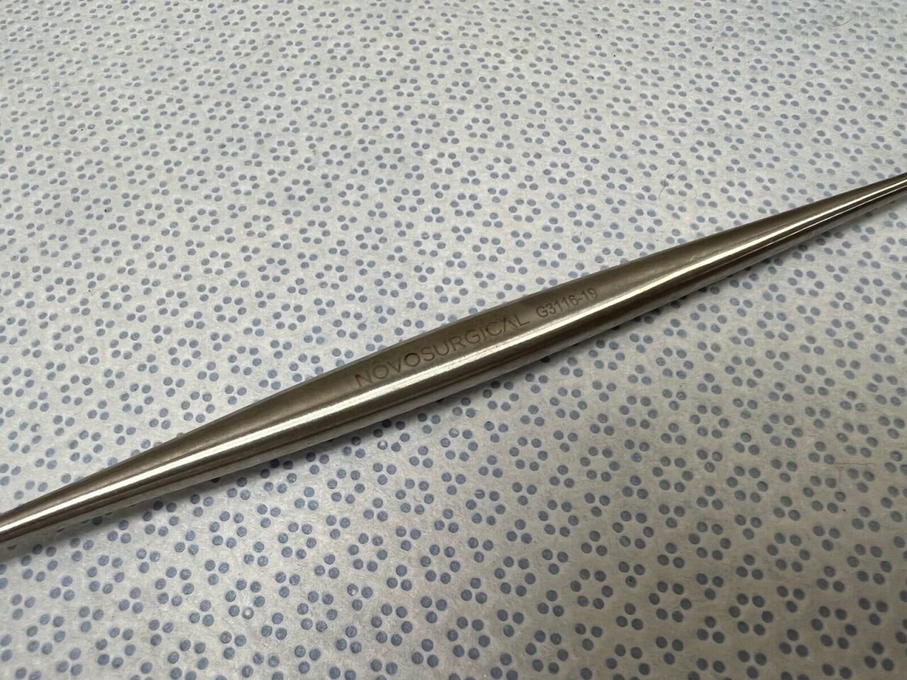 NOVO SURGICAL G3116-19 Double Ended Sharp 3 Prong Ragnell Retractor — photo 4