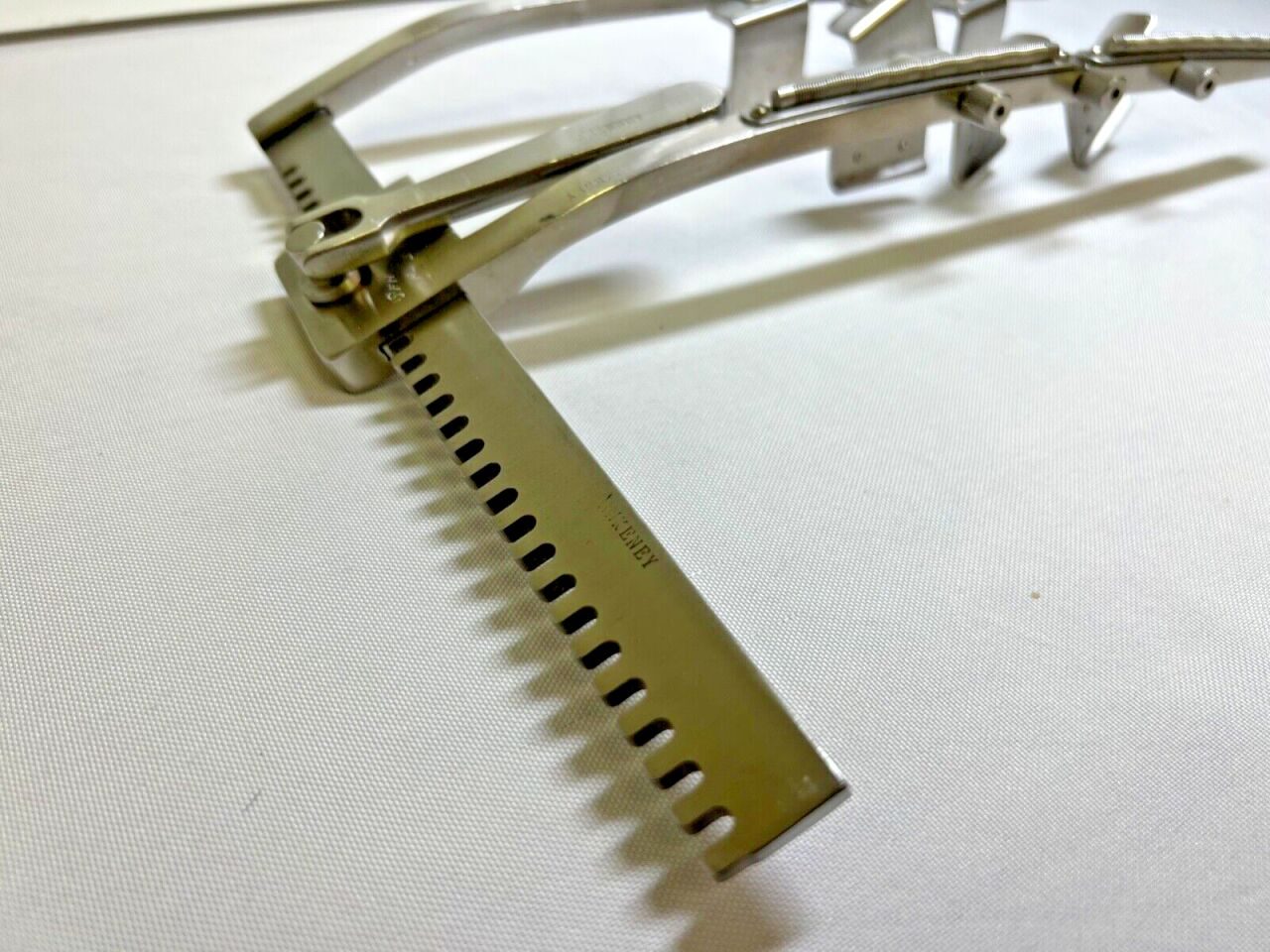 CODMAN Ankeney Sternal Retractor — photo 5