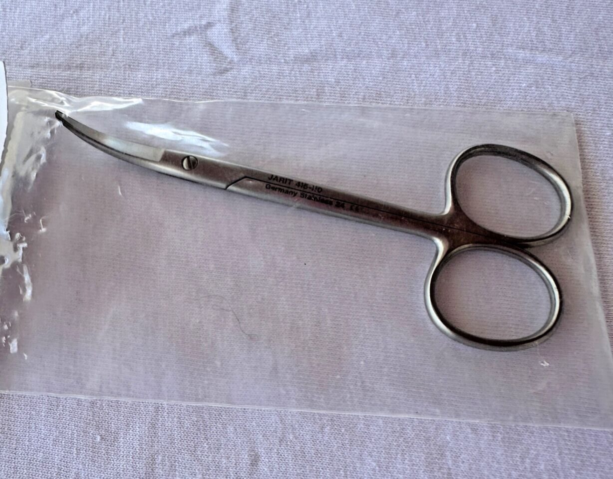 INTEGRA 415-110 Fomon Upper Lateral Full Curved Scissors — photo 4