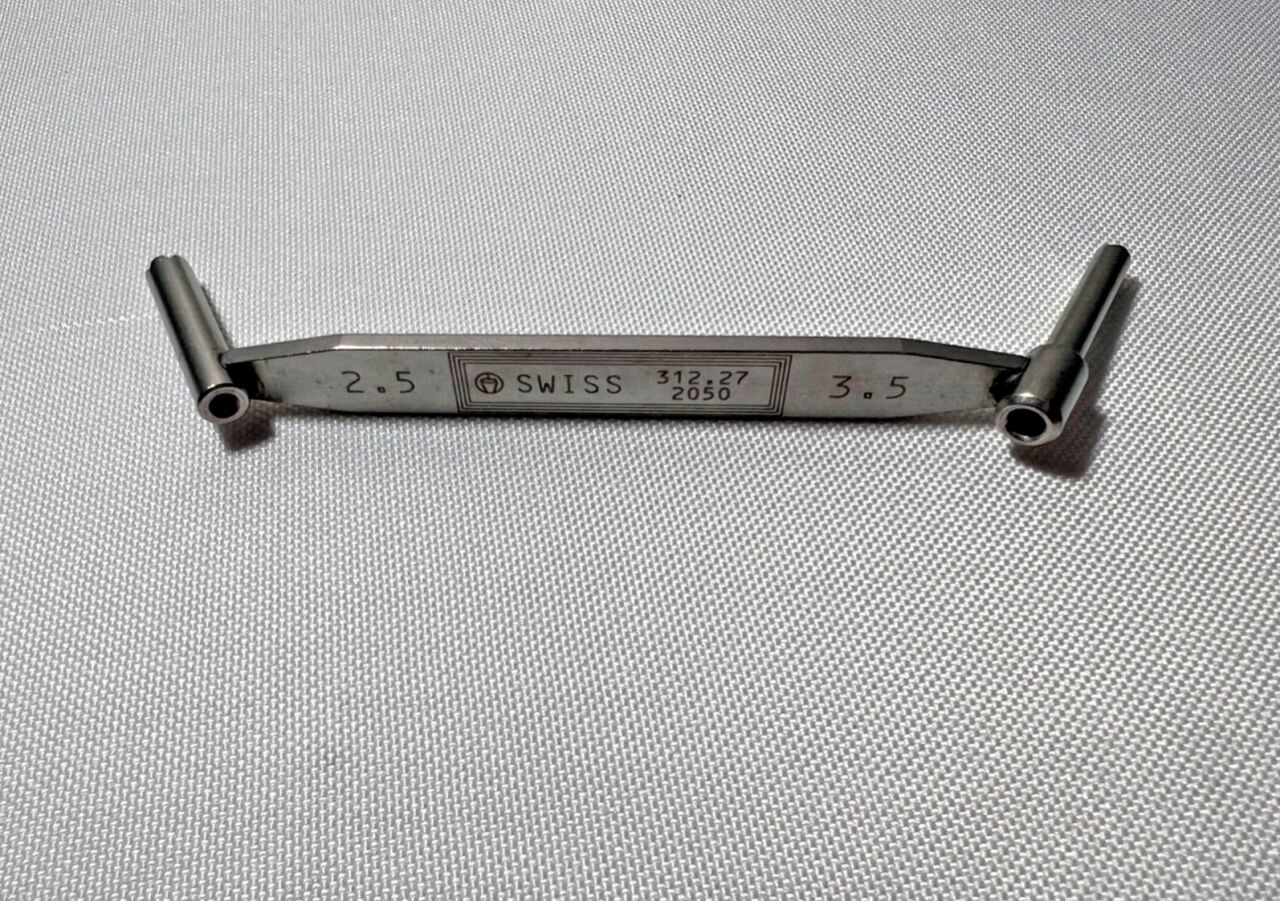 SYNTHES 312.27 Surgical Drill Guide 2.5mm/3.5mm — photo 1