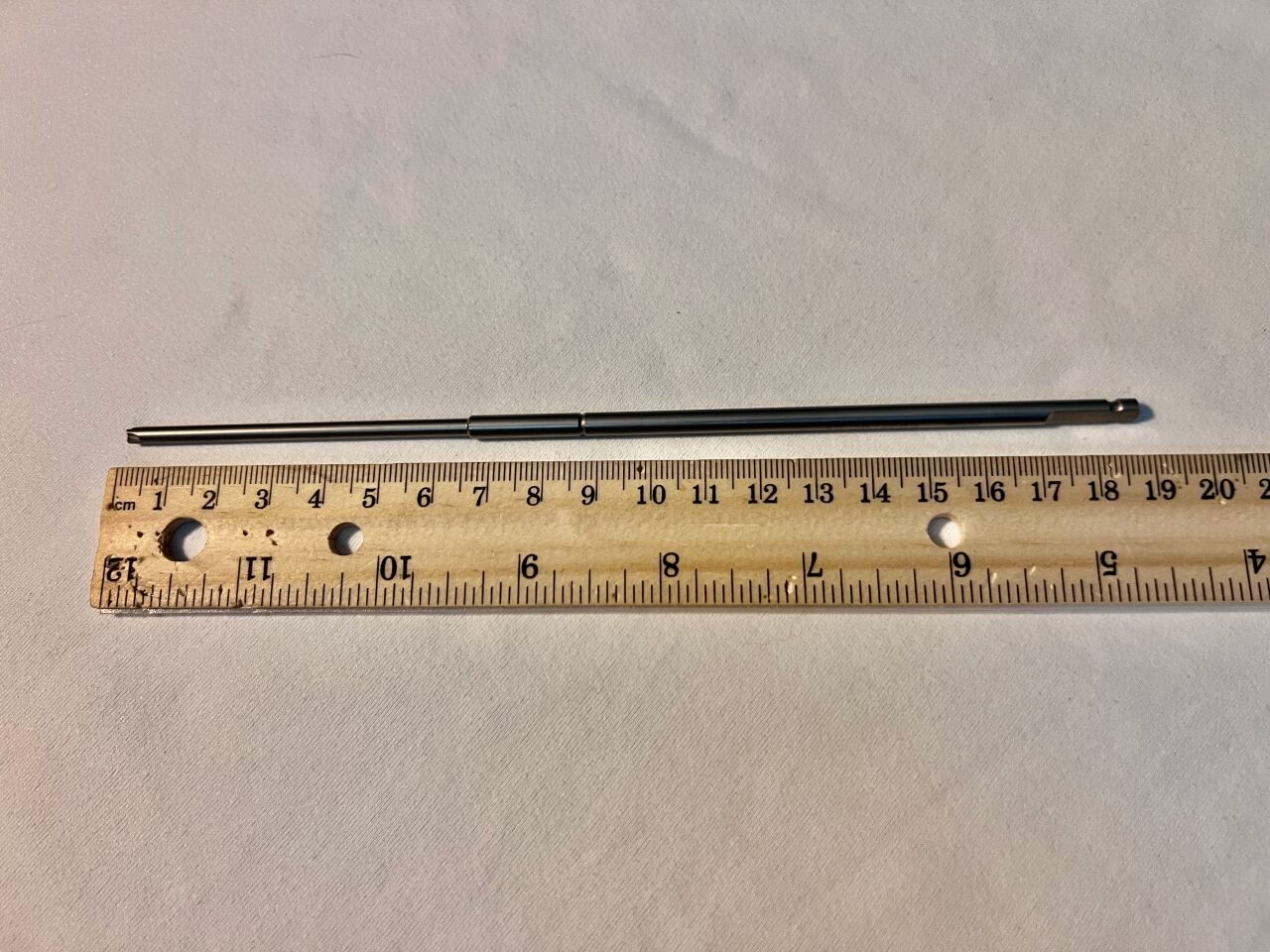 SYNTHES 387.285 Self-Retaining 1.8mm Cruciform Screwdriver Shaft — photo 2