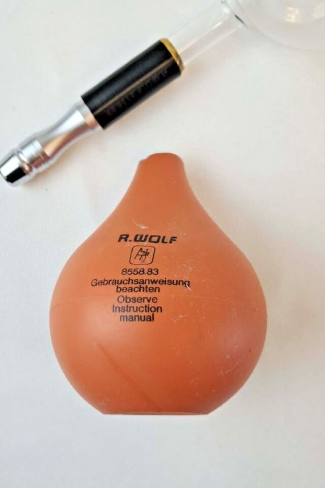 R. WOLF 8558.03 & 8558.83 Ellik Evacuator Glass Body & Suction Rubber Bulb — photo 4