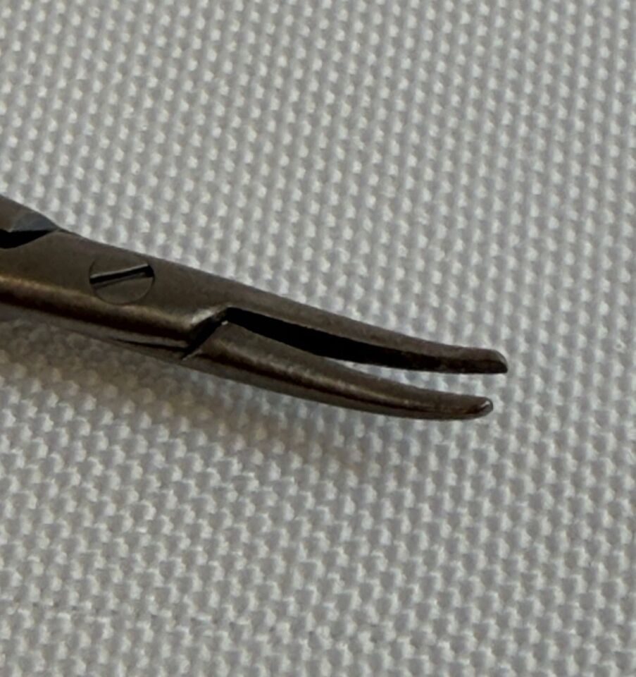 WEXLER NL0709.23 Castroviejo Micro Needle Holder with Catch Flat Handle 10" — photo 7