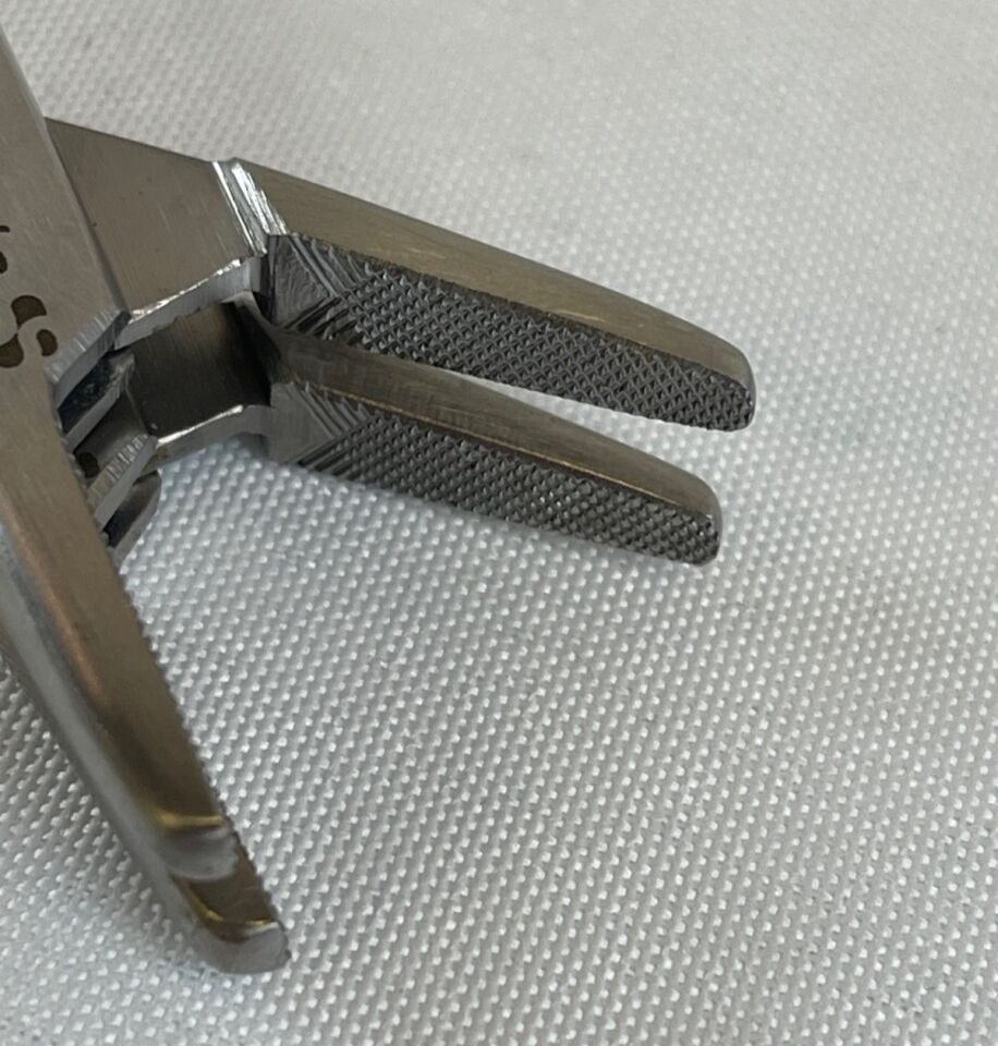 SYMMETRY 10-1819 Mayo Hegar Needle Holders 7" Stubby Jaw General Surgery Pair of 2 — photo 4
