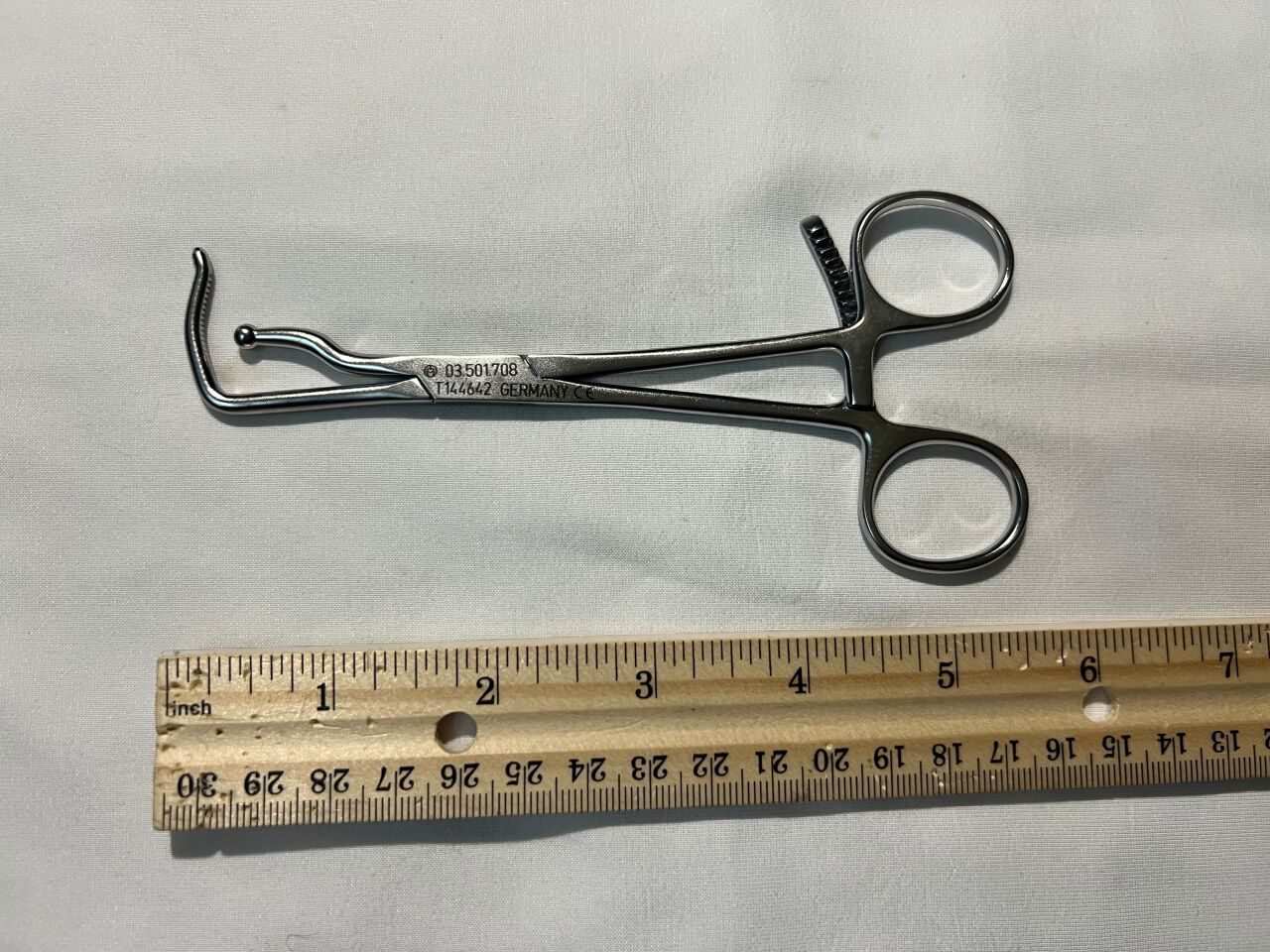 SYNTHES 03.501.708 MatrixRIB Plate Holding Forceps Upright w/ Ball Tip — photo 2