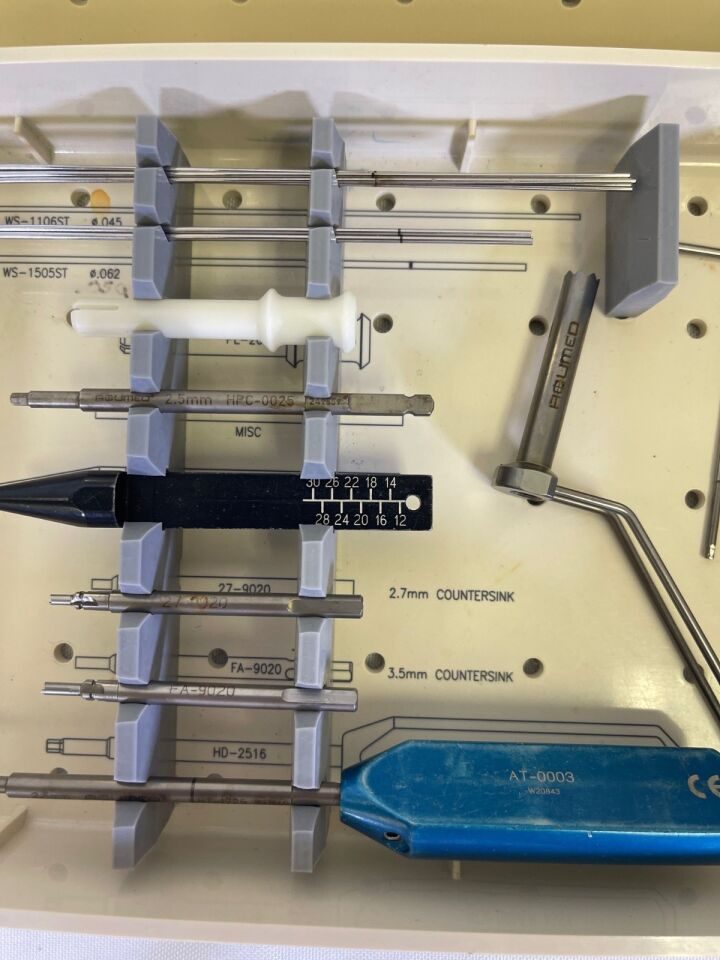 ACUMED FA-9040 2.7mm & 3.5mm Extremity System w/ Case Cannulated Extremity System w/ Case — photo 3