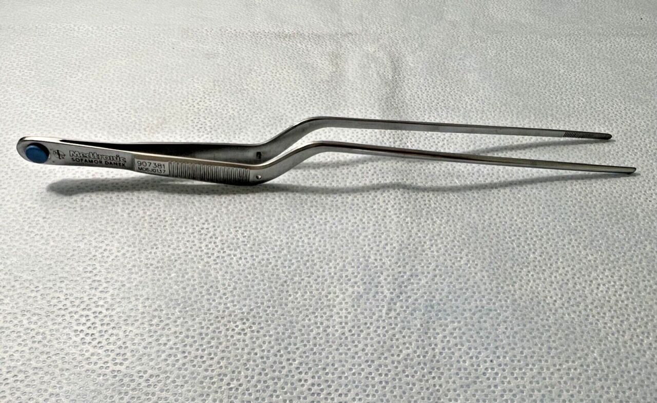 MEDTRONIC 907381 Sofamor Danek Bayoneted Forceps, Serrated Teeth, 8-1/2"