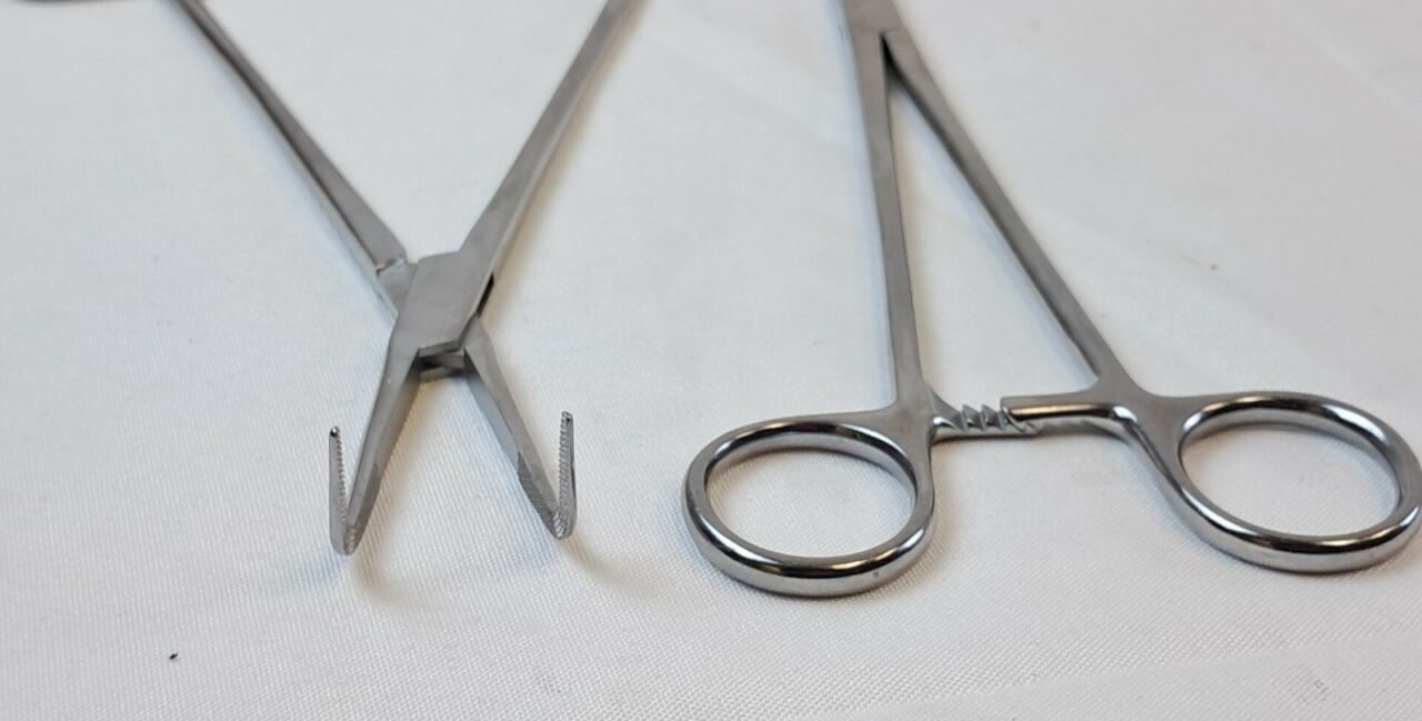 WECK 496217 Storey Hemostatic Forceps Right Angle Serrated 8" - Lot of 2 — photo 3