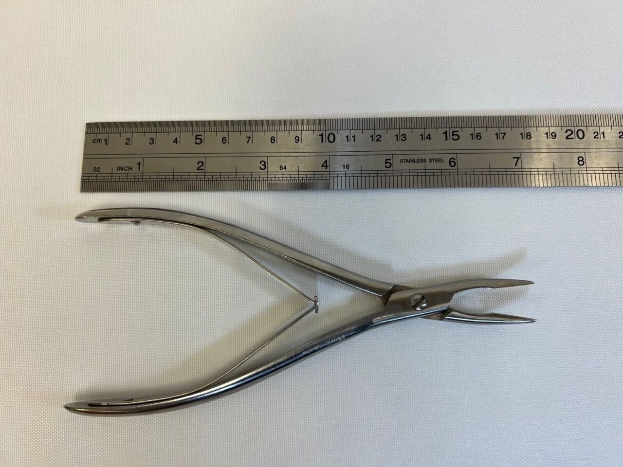 KARL STORZ E4590 Belz Lacrimal Sac Rongeur 17mm Long Jaw 2mm Wide Tips — photo 6