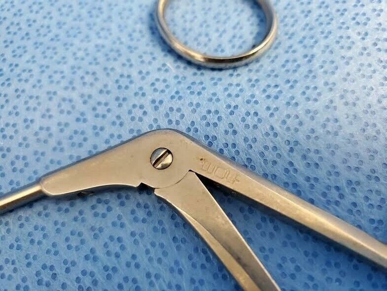 R. WOLF Arthroscopy Left Curved Serrated Biopsy Punch Forceps - Set of 2 — photo 3
