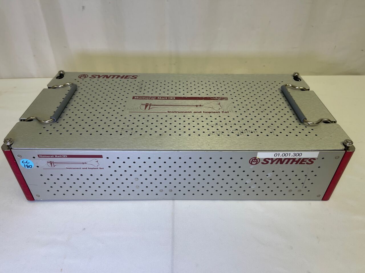 SYNTHES B 01.001.300 Humeral Nail EX Instrument & Implant Set — photo 8