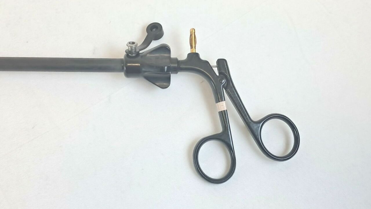 BOSS SURGICAL D/A Monopolar 10mm 35cm Right Angle Laparoscopic Grasping Forceps — photo 3