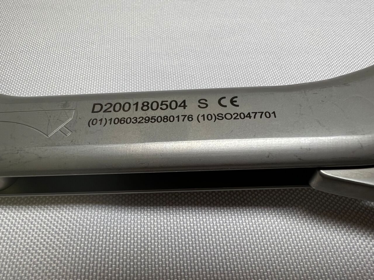 DEPUY D2001-80-504 Orthopedic Excel Broach Handle — photo 4