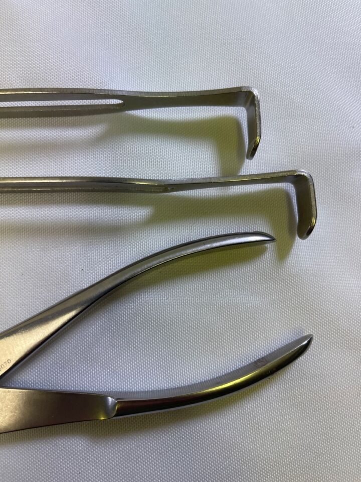 V. MUELLER Various Small Ortho/Podiatry Set w/ Sterilization Case — photo 11