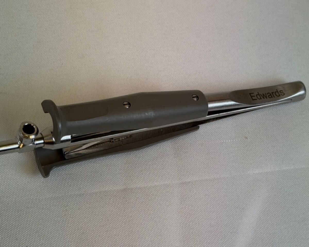 EDWARDS ERGS01536 MICS Double Action Curved Scissors 5mm x 36cm ThruPort CVOR — photo 3