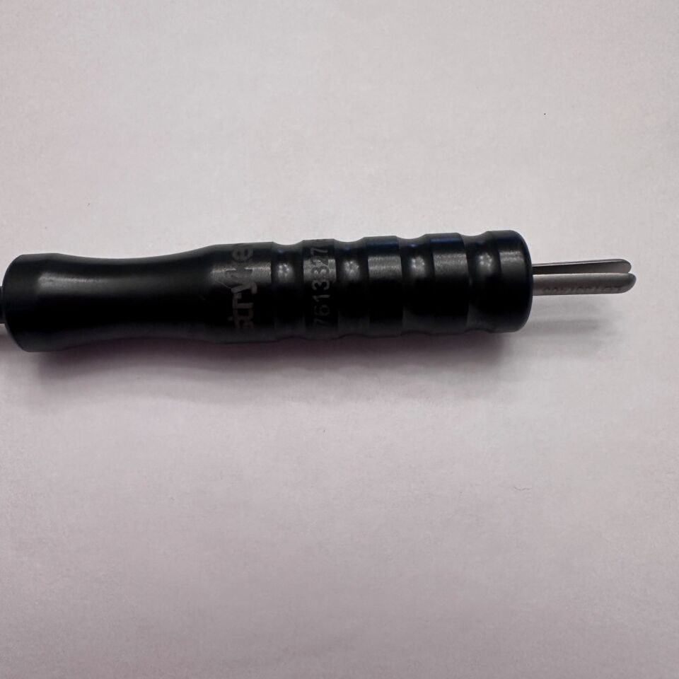 STRYKER 250-040-112 Strykeprobe Monopolar L Tip ESU Electrode 5mm x 33cm — photo 7