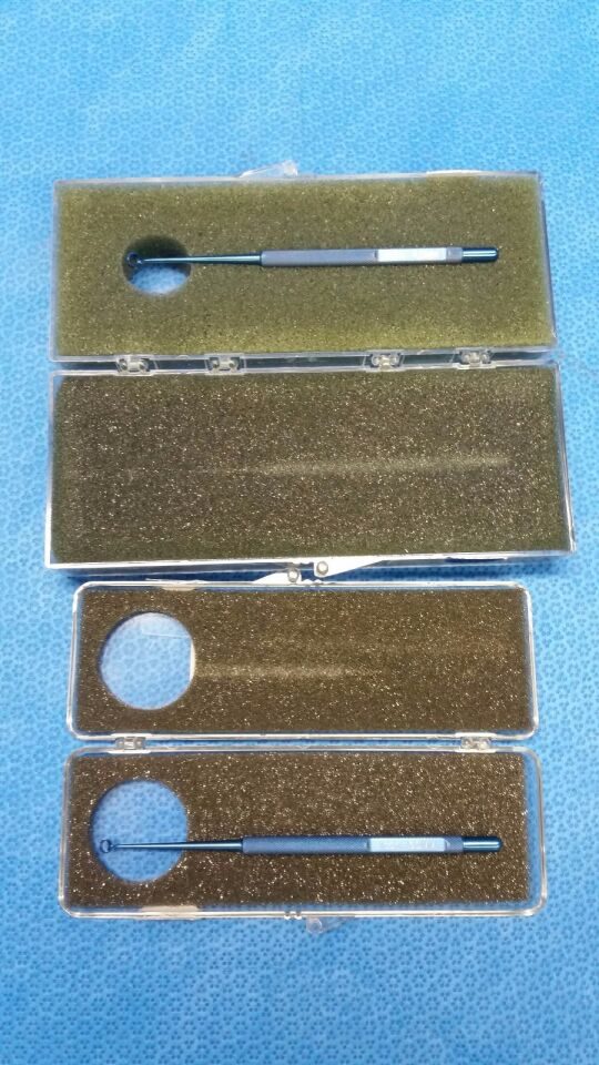 ALCON 3mm & 4mm Titanium Plain Optical Zone Markers w/ Cases — photo 2