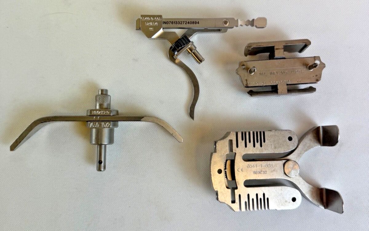 STRYKER Various Triathlon Parts Orthopedics TKR Knee Trauma