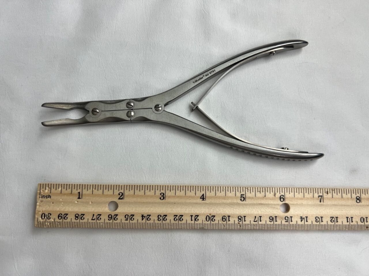 V. MUELLER AU 6791 Beyer Rongeur Forceps 3mm X 15mm Slightly Curve Jaws 7-1/4" L — photo 4