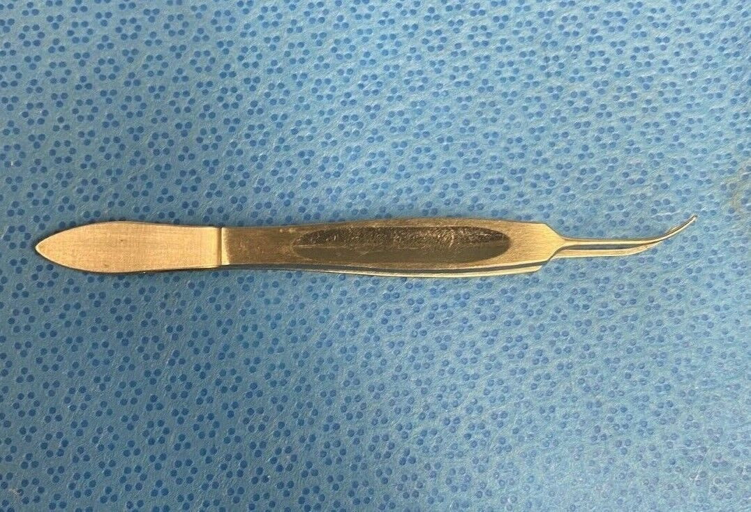 BAUSCH & LOMB E-1926 C Harms-Tubingen Tying Forceps Curved 4" Ophthalmic