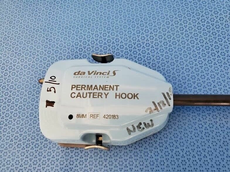 INTUITIVE SURGICAL 420183 Da Vinci 8mm Permanent Cautery Hook — photo 3
