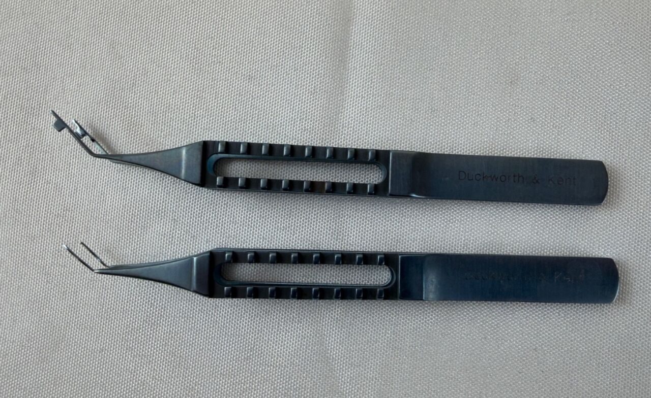 DUCKWORTH & KENT 2-774-1 DK7740 IOL Insertion & Folding Forceps Pair w/ Case — photo 2