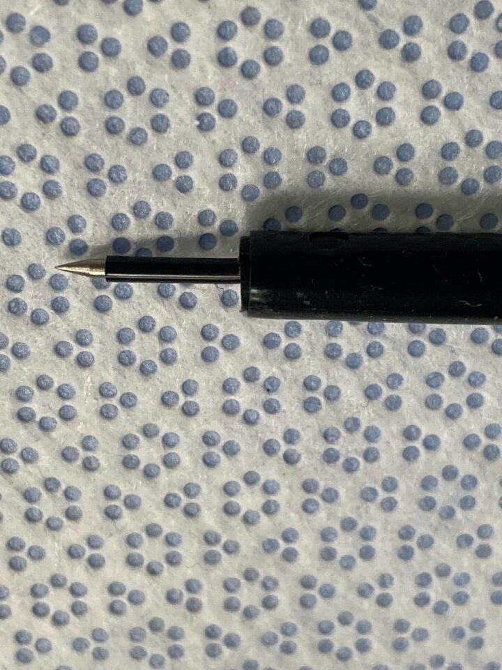 5mm X 33cm Needle Tip Laparoscopic Monopolar Electrode w/ Insulated Sheath — photo 5
