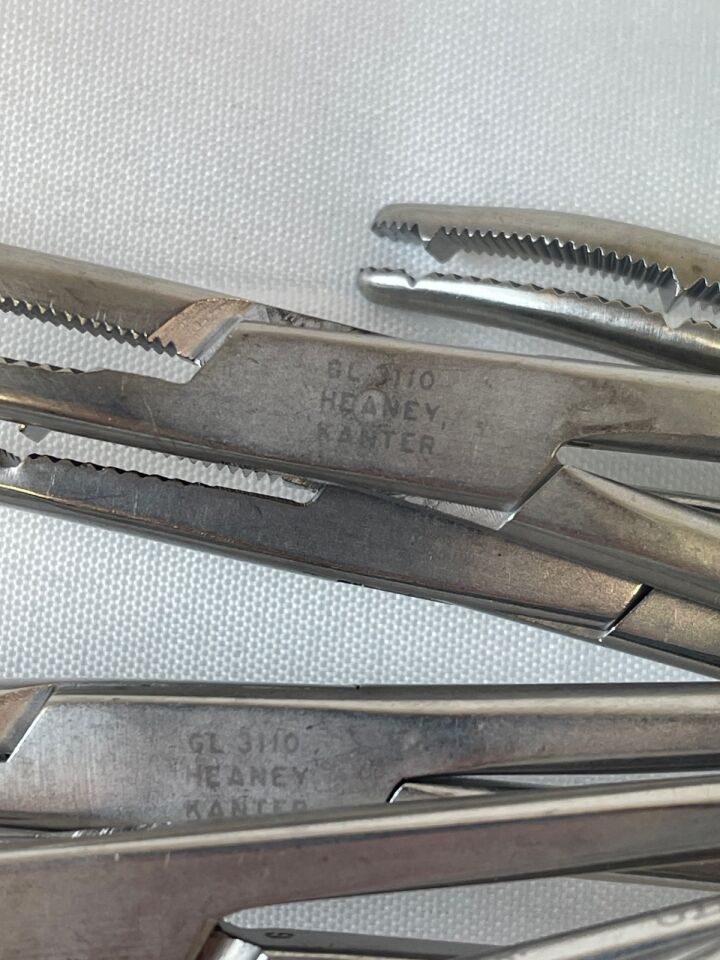 V. MUELLER GL3110 Heaney Kanter Curved Hysterectomy Forceps Double Teeth Heavy Pattern 9" — photo 7