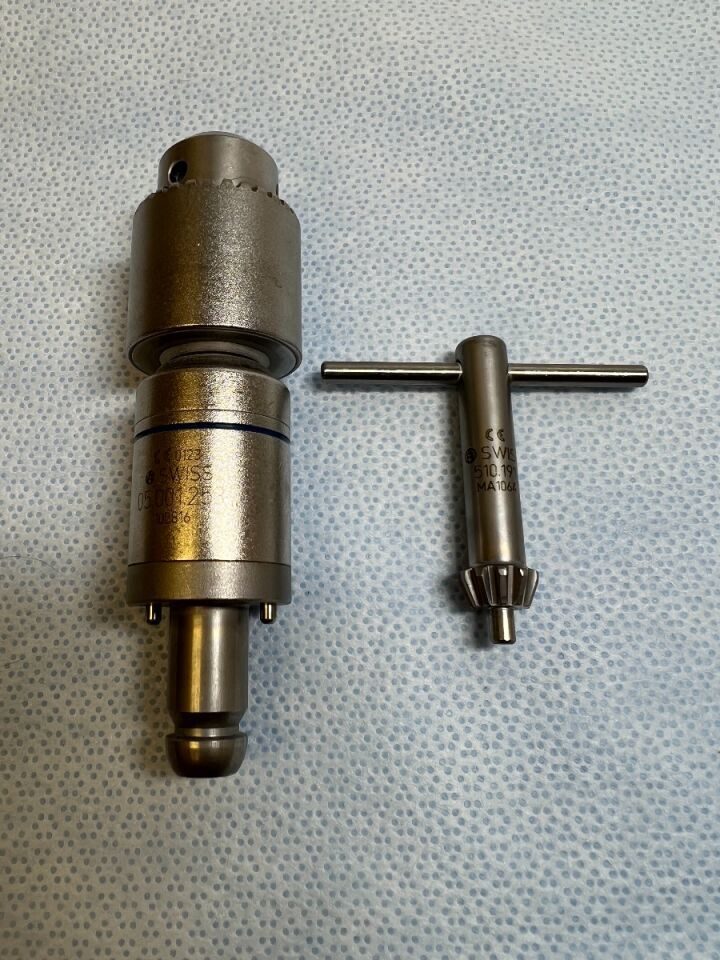 SYNTHES 05.001.253 Chuck Attachment w/ Drill Key — photo 6