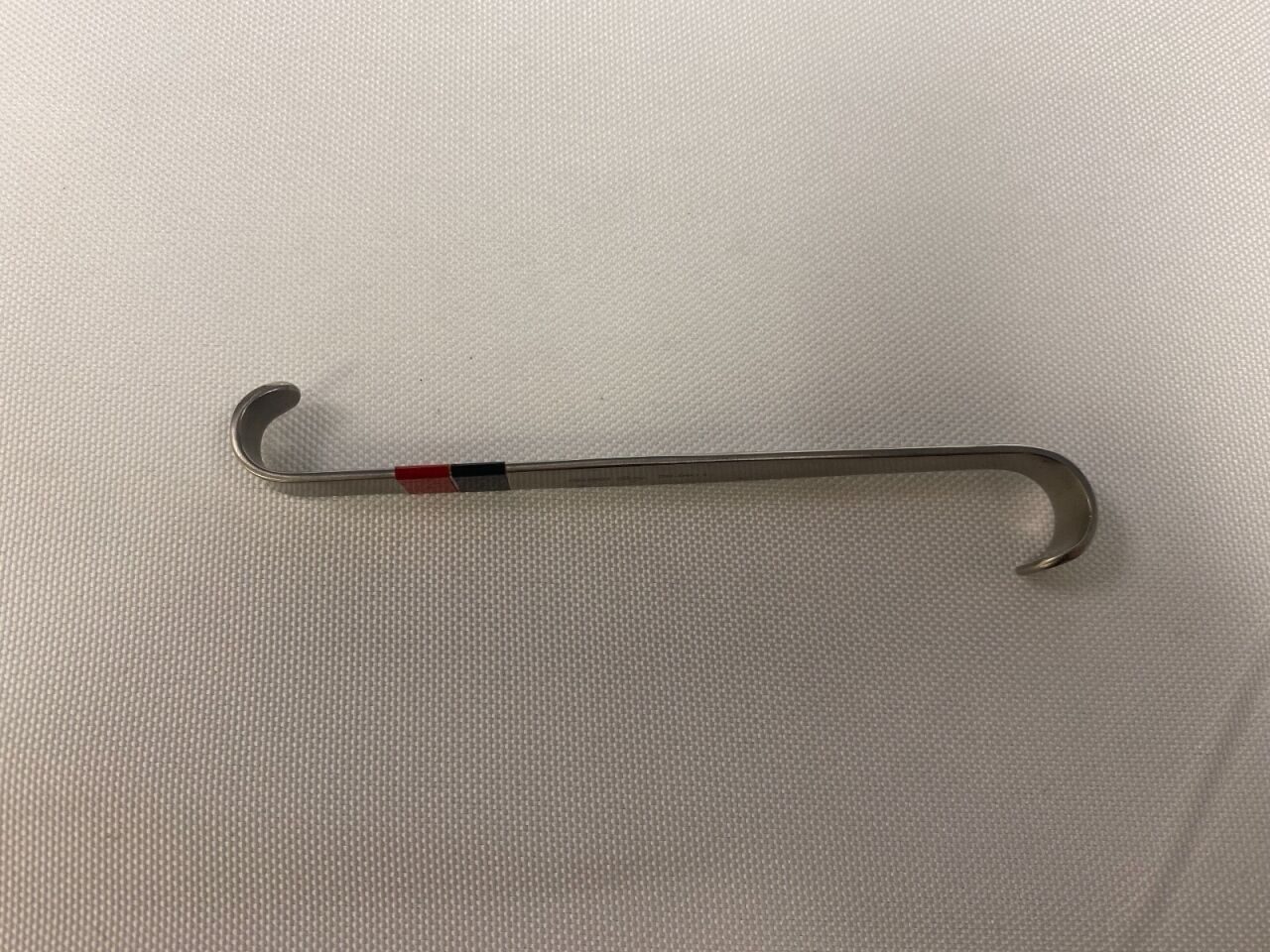 SSI ULTRA 20-0911 Children's Hospital Retractor Double-Ended S-Shaped — photo 1