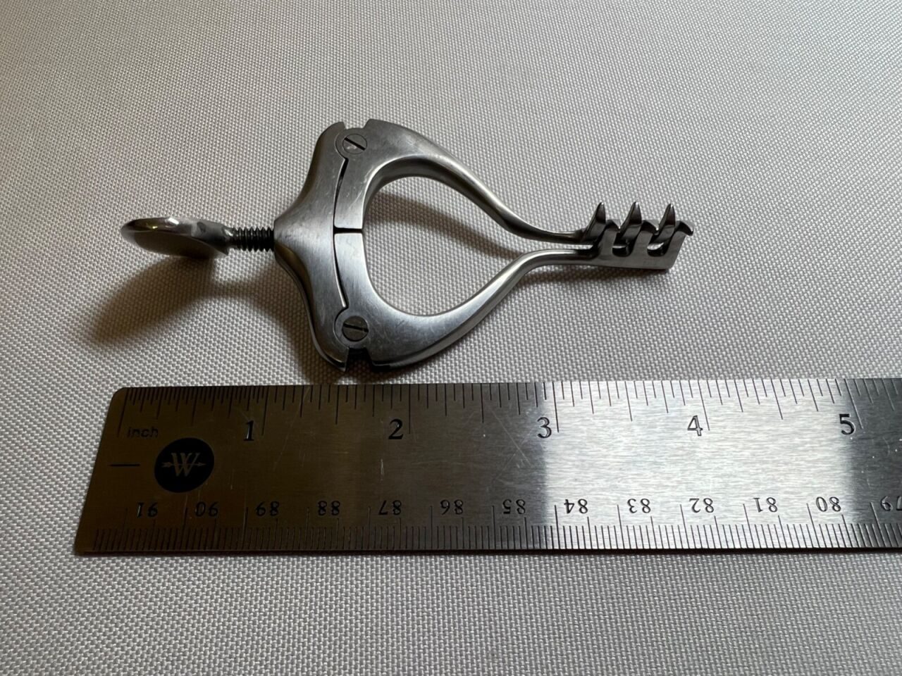 INTEGRA Snitman Retractor 3x3 Sharp Prongs 4-1/2" — photo 4