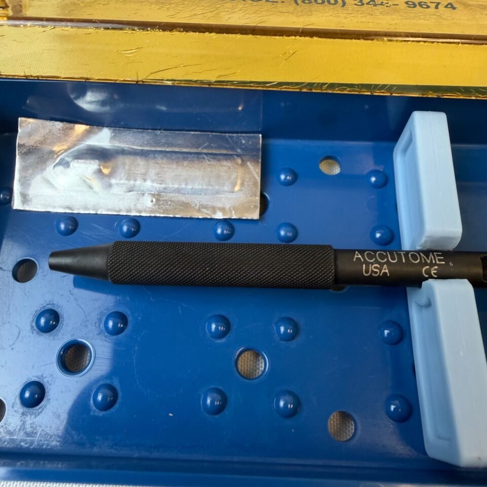 ACCUTOME AE4521 Diamond Knife — photo 2