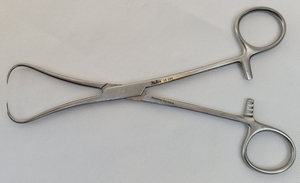 MILTEX 28-200 Ferguson Tenaculum Forceps, Straight Jaws, 6-3/4" — photo 7